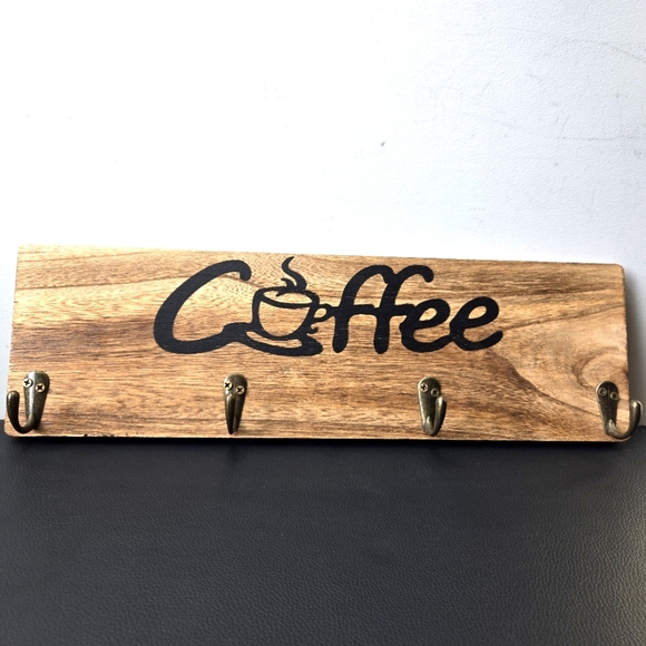 Coffee Cup 4 Mug Wooden Wall Hanger - Picture 1 of 5